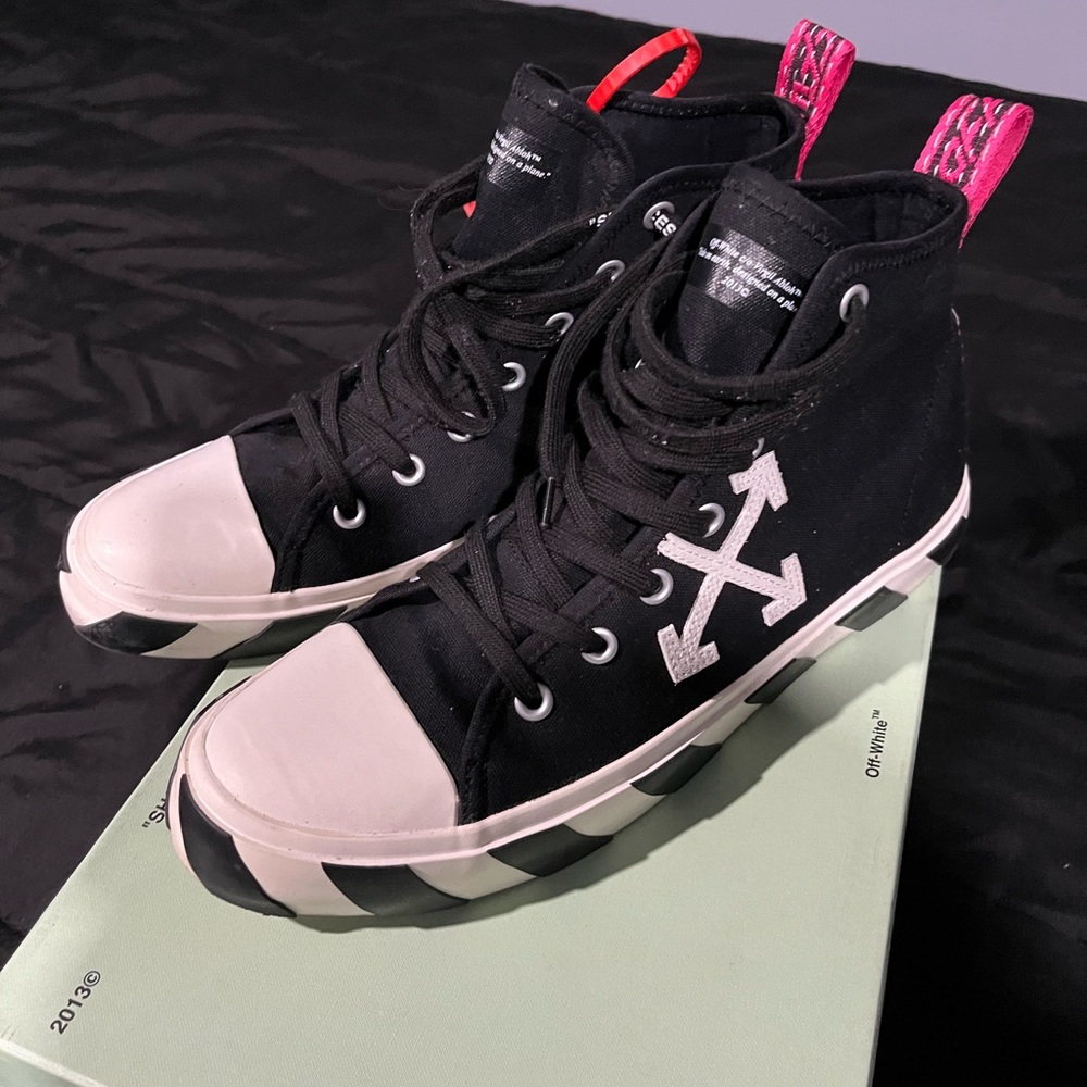 Off White Sneakers